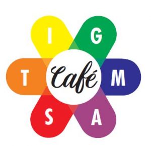Logo Stigma Café: een bloem met 6 blaadjes van verschillende kleuren met daarin de letters S T I G M A en in het midden de tekst Café